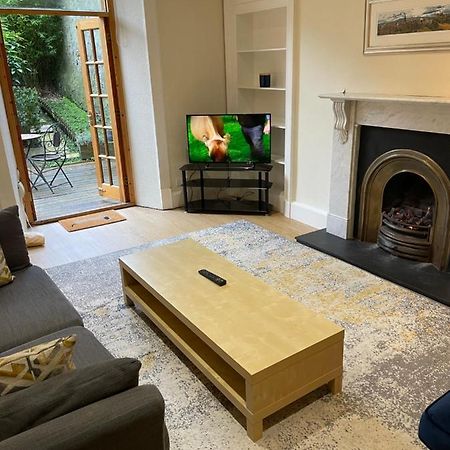 Fantastic Location 10 Mins To Princes Street- 15 To Royal Mile- Main Door-Patio 爱丁堡 外观 照片
