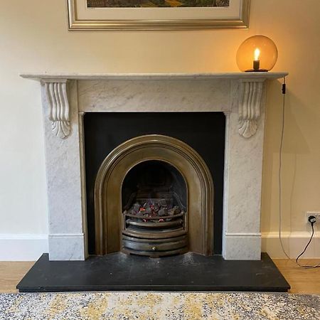 Fantastic Location 10 Mins To Princes Street- 15 To Royal Mile- Main Door-Patio 爱丁堡 外观 照片