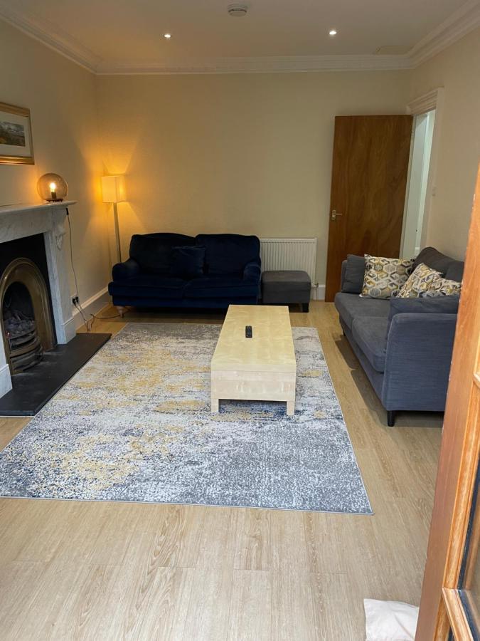Fantastic Location 10 Mins To Princes Street- 15 To Royal Mile- Main Door-Patio 爱丁堡 外观 照片